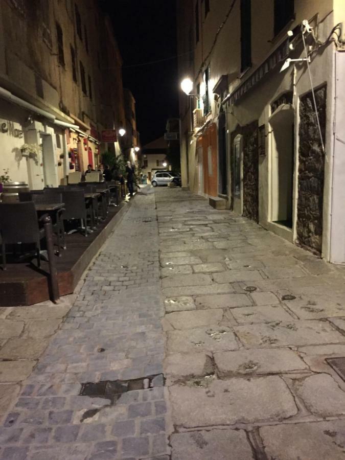 Monolocale Centro L'Ile Rousse A 100Mt Dalla Spiaggia Luaran gambar